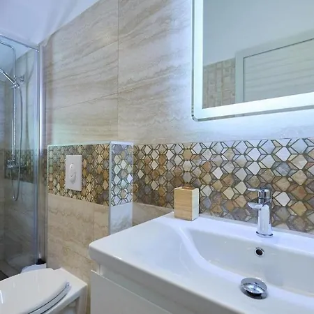 Dom wakacyjny Family Friendly House With A Swimming Pool Babino Polje, Mljet - 22326 *